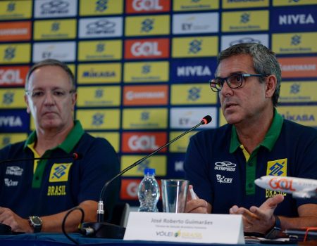 Conferencia de imprenssa 15